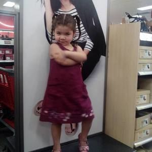 Meet your Posher, Elena